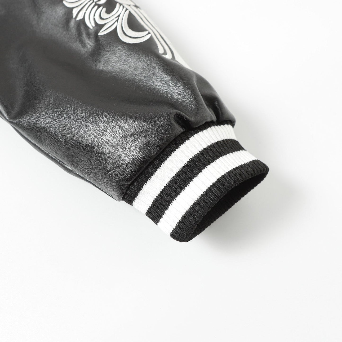 【Chrome Hearts】クロムハーツ ジャケット、ご好評に付き再入荷！