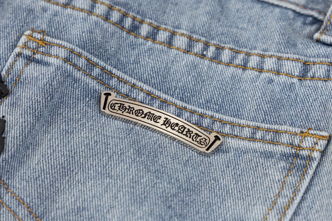 【CHROME HEARTS 公式旗艦店】ジーパン、ご好評に付き再入荷！