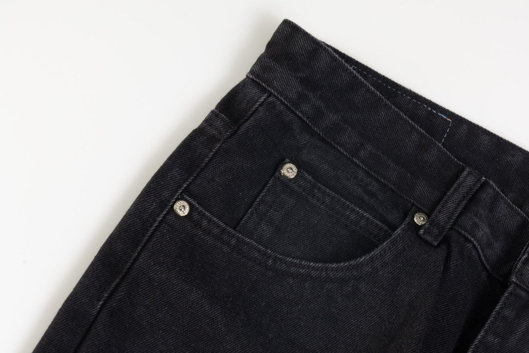 【CHROME HEARTS 公式旗艦店】ジーパン、ご好評に付き再入荷！