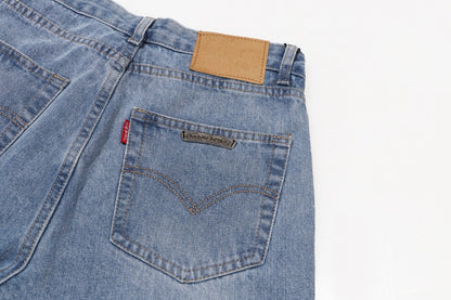 【CHROME HEARTS 公式旗艦店】ジーパン、ご好評に付き再入荷！