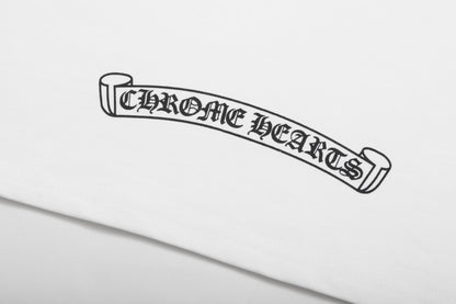 クロムハーツ ビジョンテーブルダガーTシャツ K6025