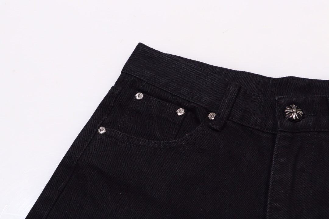 【CHROME HEARTS 公式旗艦店】ジーパン、ご好評に付き再入荷！