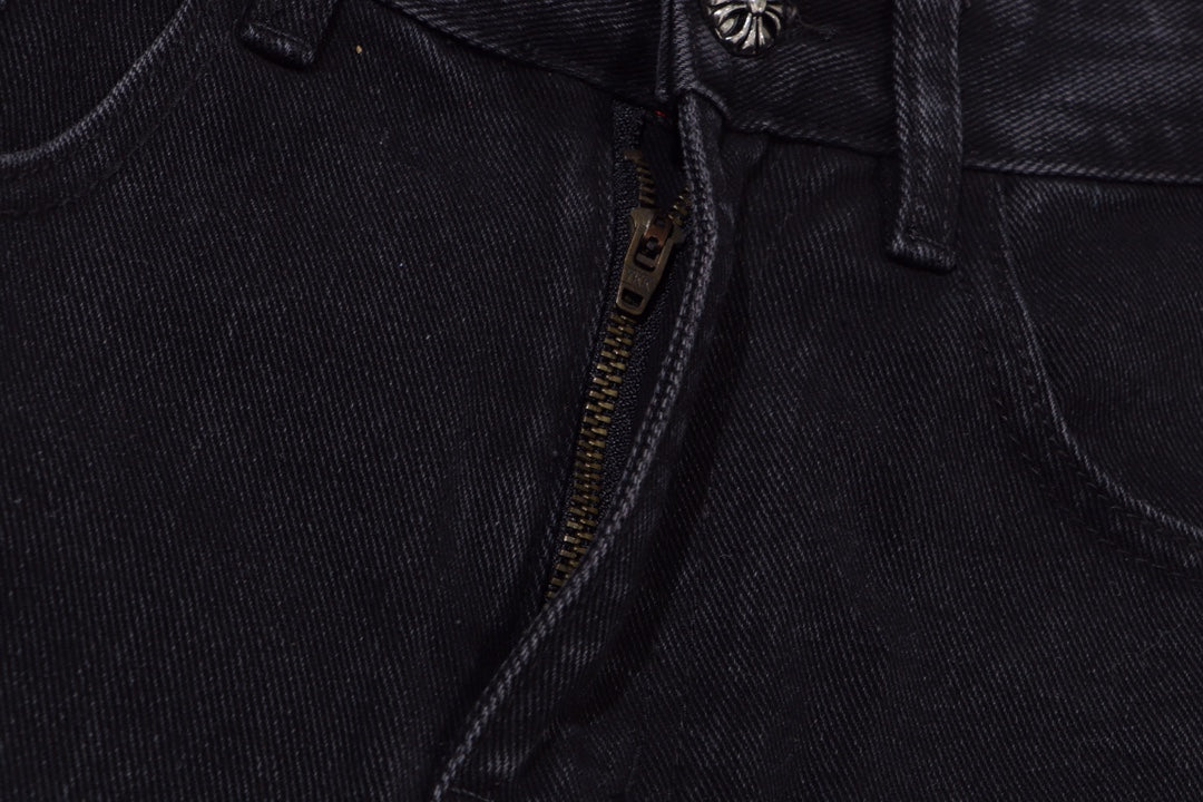 【CHROME HEARTS 公式旗艦店】ジーパン、ご好評に付き再入荷！