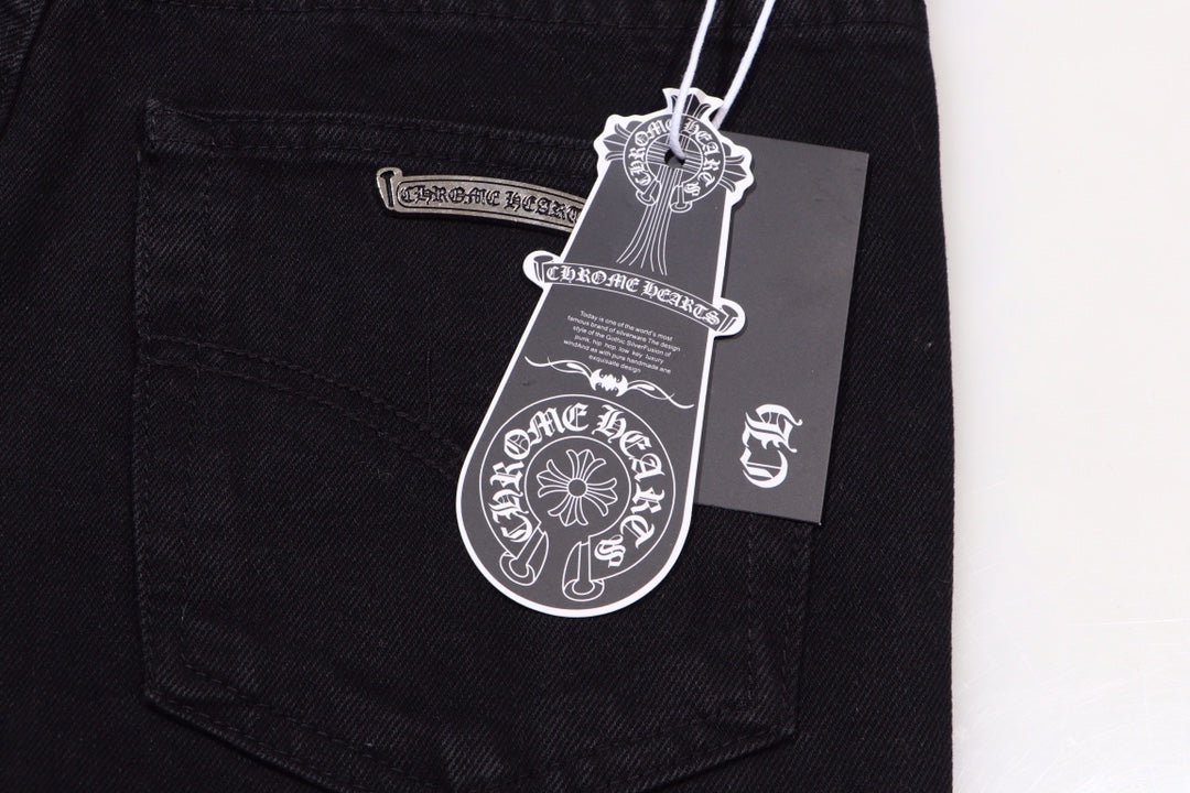 【CHROME HEARTS 公式旗艦店】ジーパン、ご好評に付き再入荷！