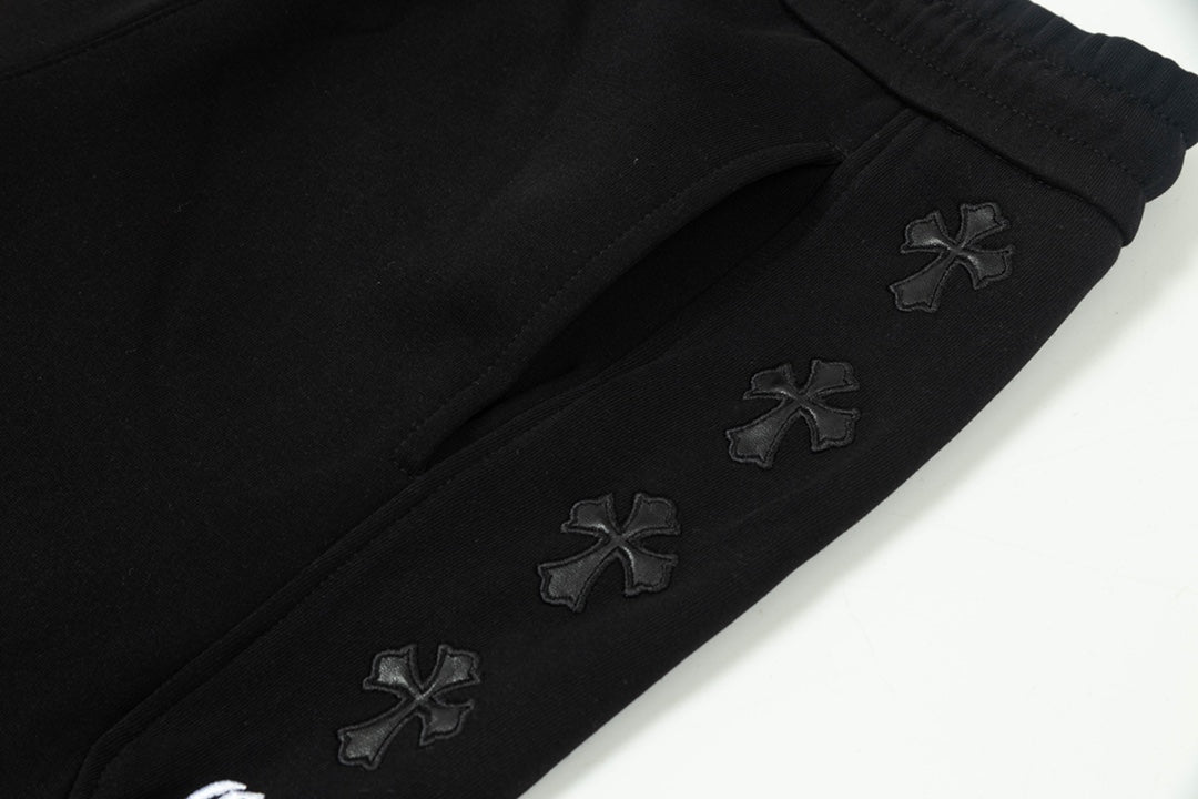 【CHROME HEARTS 公式旗艦店】ズボン、ご好評に付き再入荷！